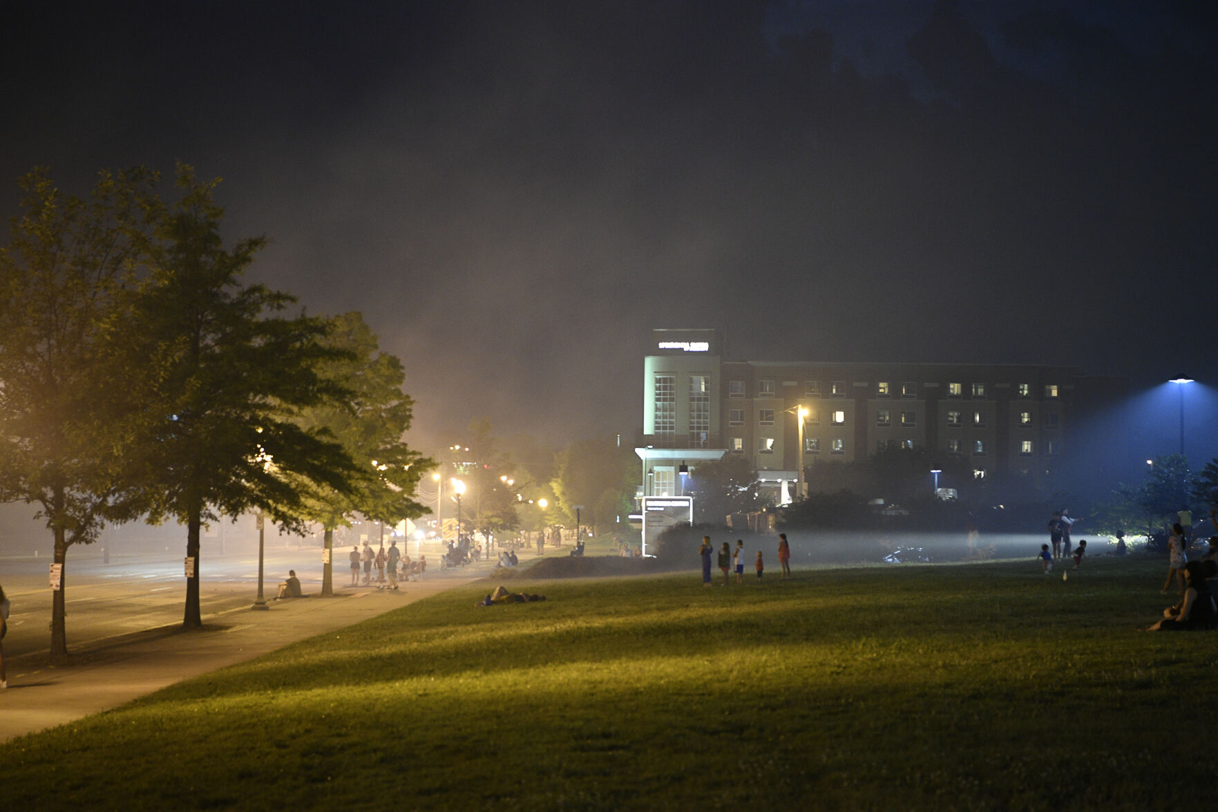 07022023 RkeFireworks p12